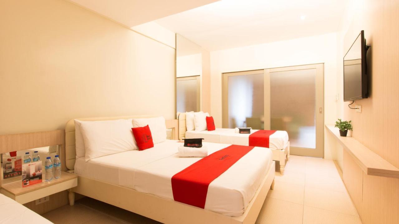 Reddoorz @ General Segundo Avenue Laoag Hotel Kültér fotó