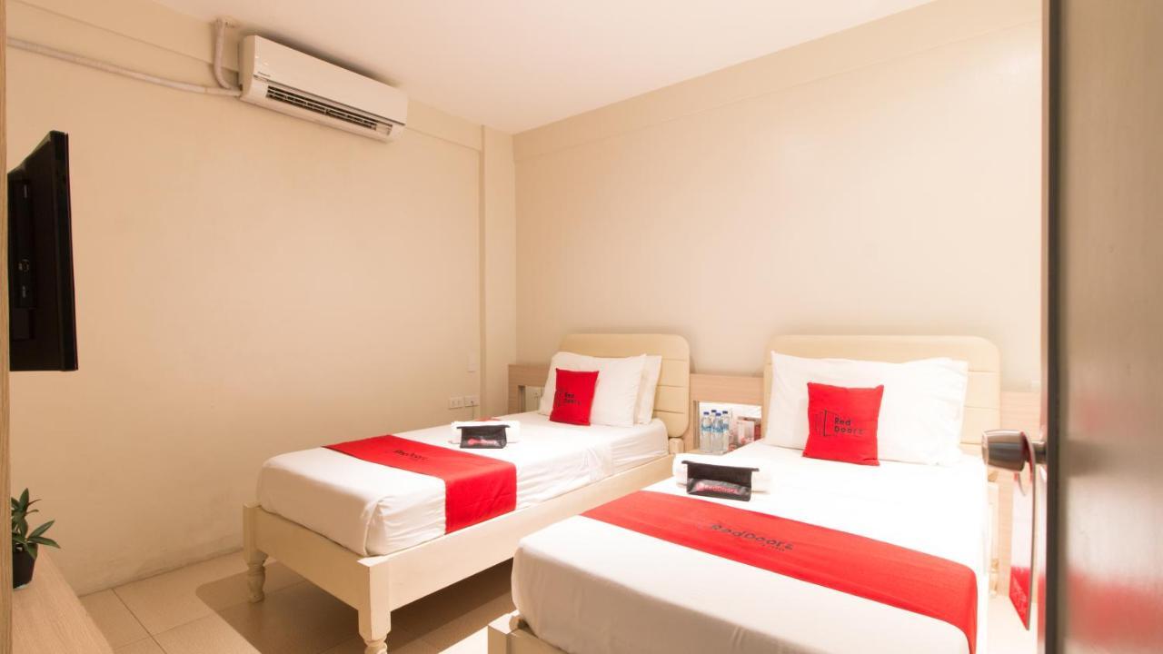 Reddoorz @ General Segundo Avenue Laoag Hotel Kültér fotó