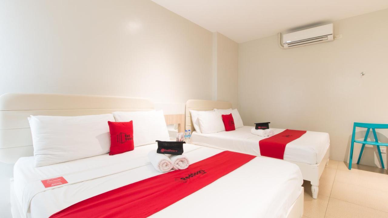 Reddoorz @ General Segundo Avenue Laoag Hotel Kültér fotó