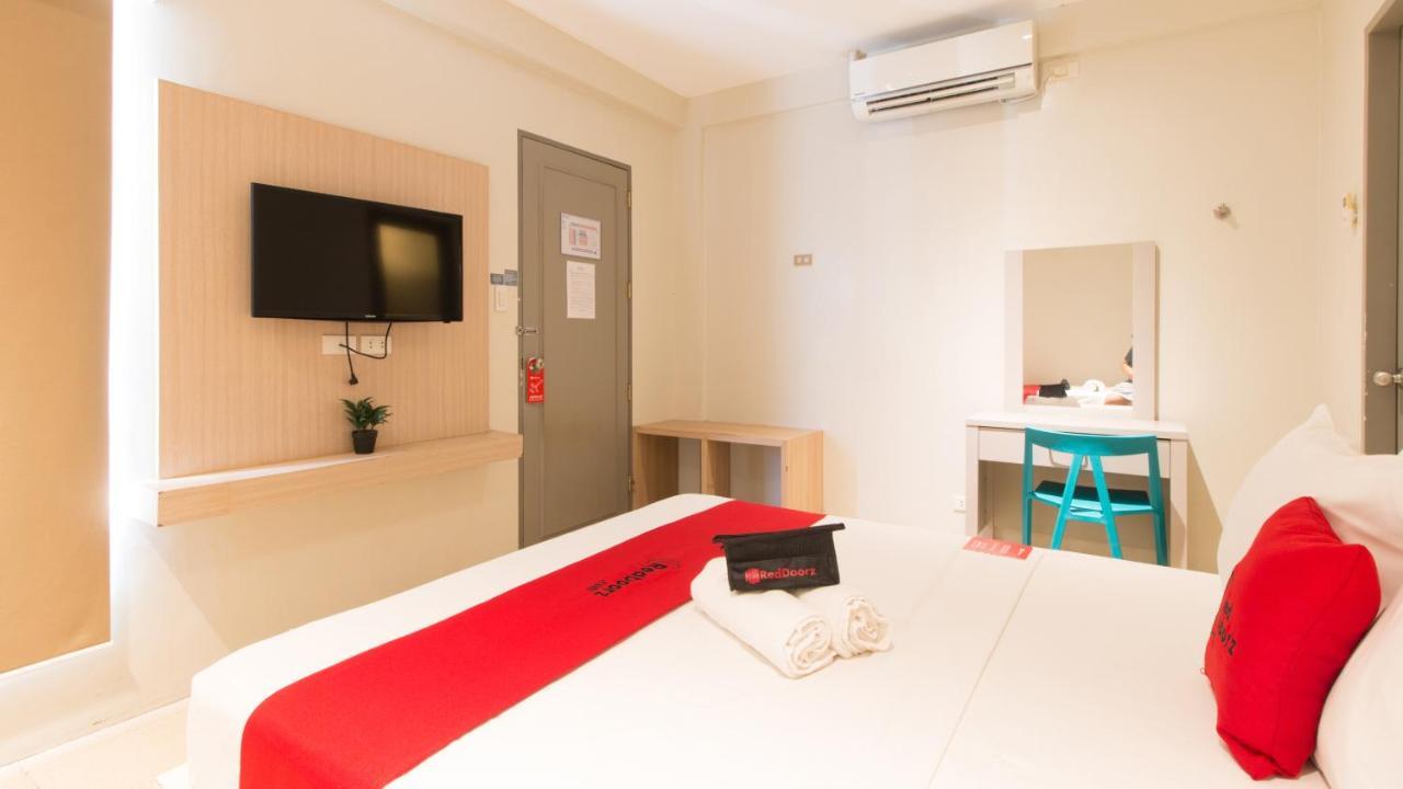Reddoorz @ General Segundo Avenue Laoag Hotel Kültér fotó