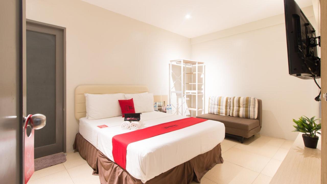 Reddoorz @ General Segundo Avenue Laoag Hotel Kültér fotó